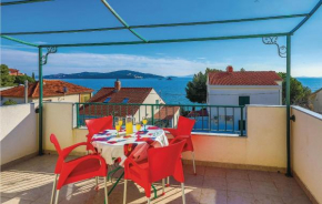 Gorgeous Apartment In Seget Vranjica